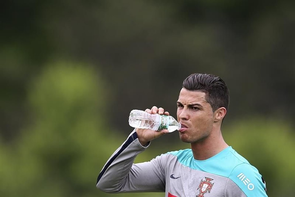 Cristiano Ronaldo esta fazendo trino individual para melhorar da tendinite | EFE