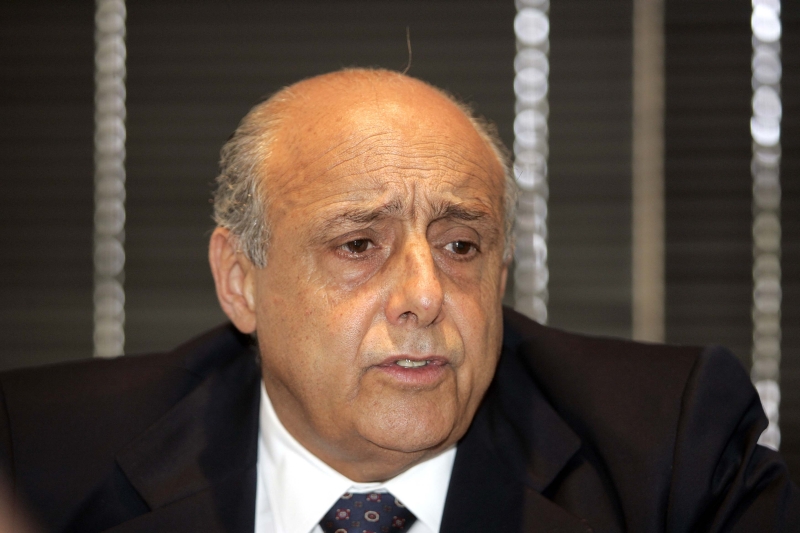 Numa sociedade como a nossa, baseada no tijolo e na renda fixa, popularizar a ação e o investimento de longo prazo exige a reconstrução de valores.
Raymundo Magliano Filho, autor do livro e presidente da Bovespa entre 2001 e 2008 | Hedeson Alves/Arquivo Gazeta