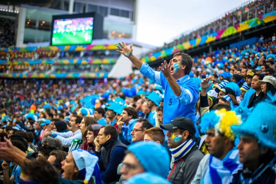 Torcida do Uruguai comemorou a vitória sobre os ingleses | Efe
