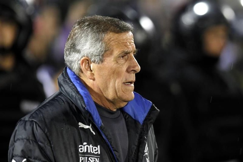 Óscar Tabarez não acredita que o título de 50 influencia o caminho do Uruguai na Copa 2014 | EFE