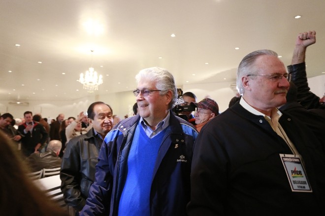 Requião e Pessuti na convenção: antigos aliados optaram por caminhos diferentes | Cesar Machado / Gazeta do Povo