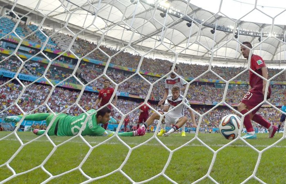 Thomas Müeller marca seu terceiro gol em goleada da Alemanha sobre Portugal | Reuters