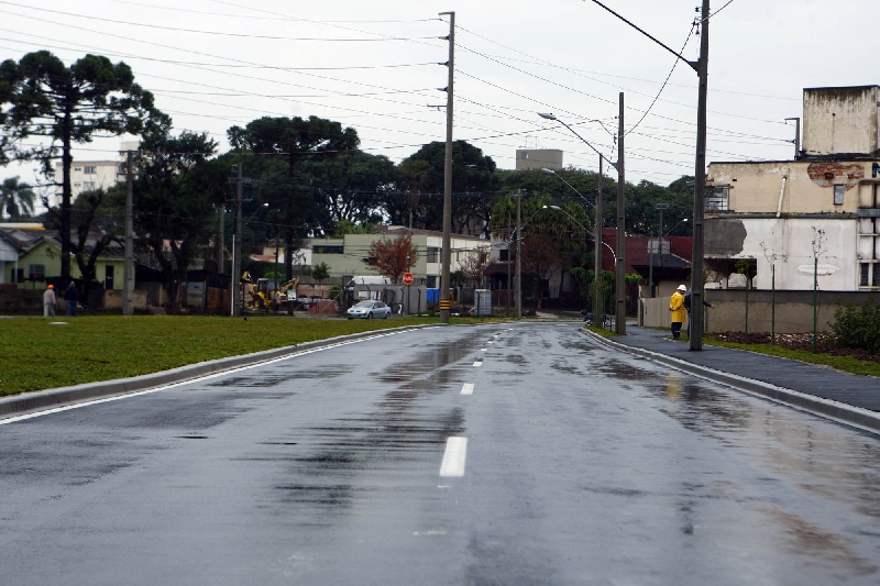 Trecho da Avenida das Torres que foi inaugurada no sábado | André Rodrigues/Gazeta do Povo