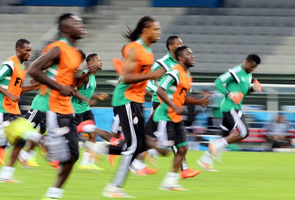 Jogadores da Nigéria treinam na Baixada para o jogo desta segunda-feira | Daniel Castellano/Gazeta do Povo