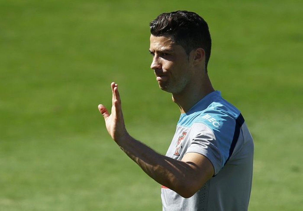 Cristiano Ronaldo se prepara para enfrentar os EUA, em Manaus