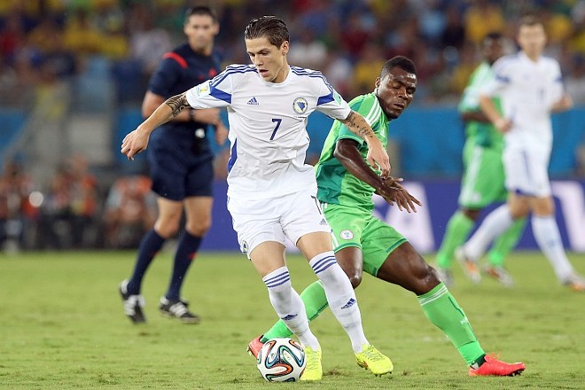 Besic recebe marcação nigeriana |