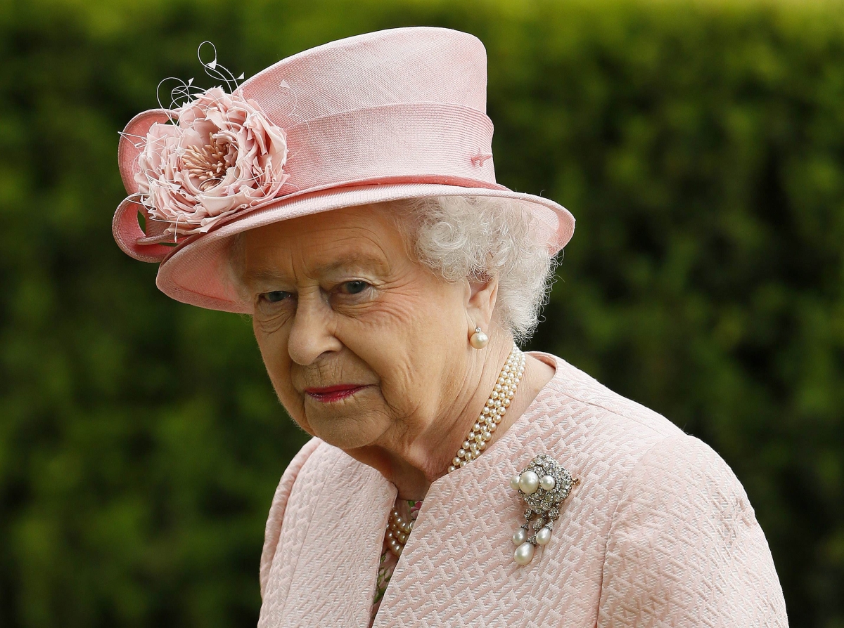 A rainha da Inglaterra é vista após a visita à prisão | Reuters/Phil Noble