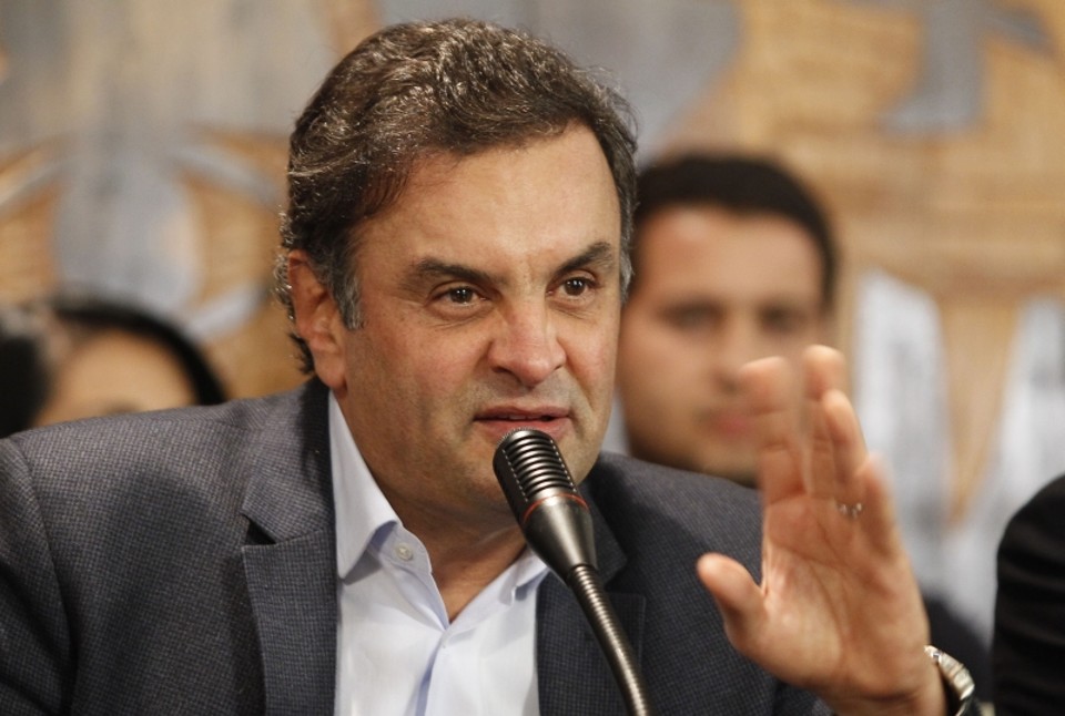 Aécio Neves: candidato diz que obra foi feita com transparência | Hugo Harada / Gazeta do Povo