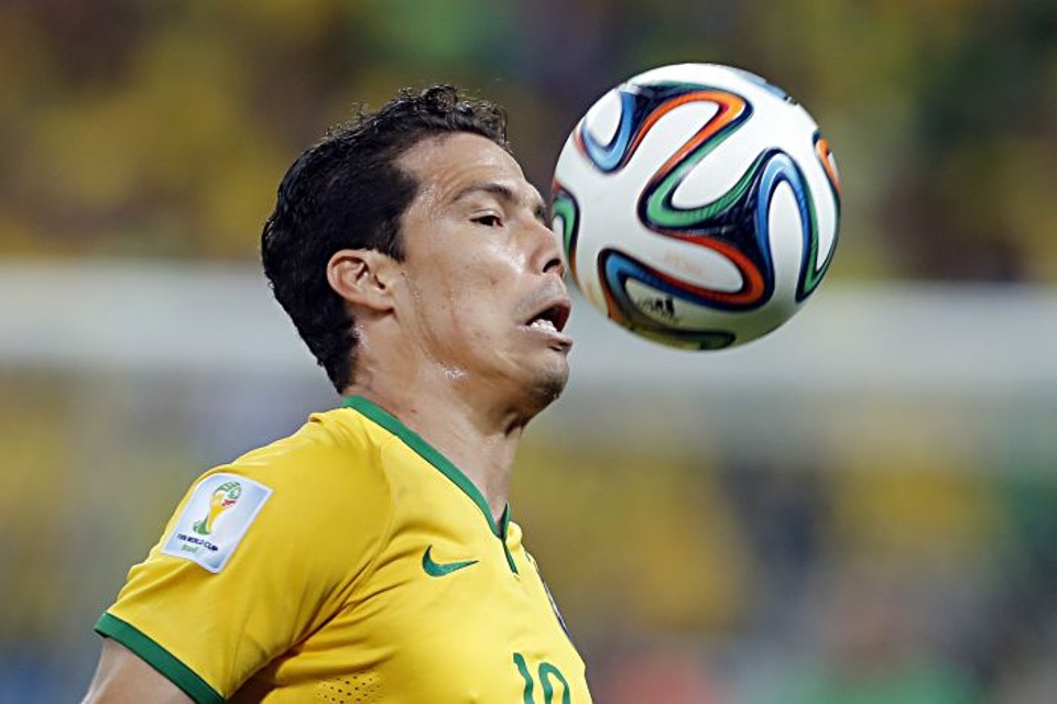 Hernanes está entre os piores da Copa, segundo ranking da Fifa | Albari Rosa/Gazeta do Povo