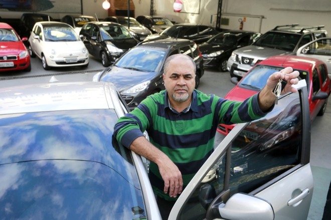Desvalorização dos 0 km fez o empresário Joaquim Moreira optar pelos seminovos |