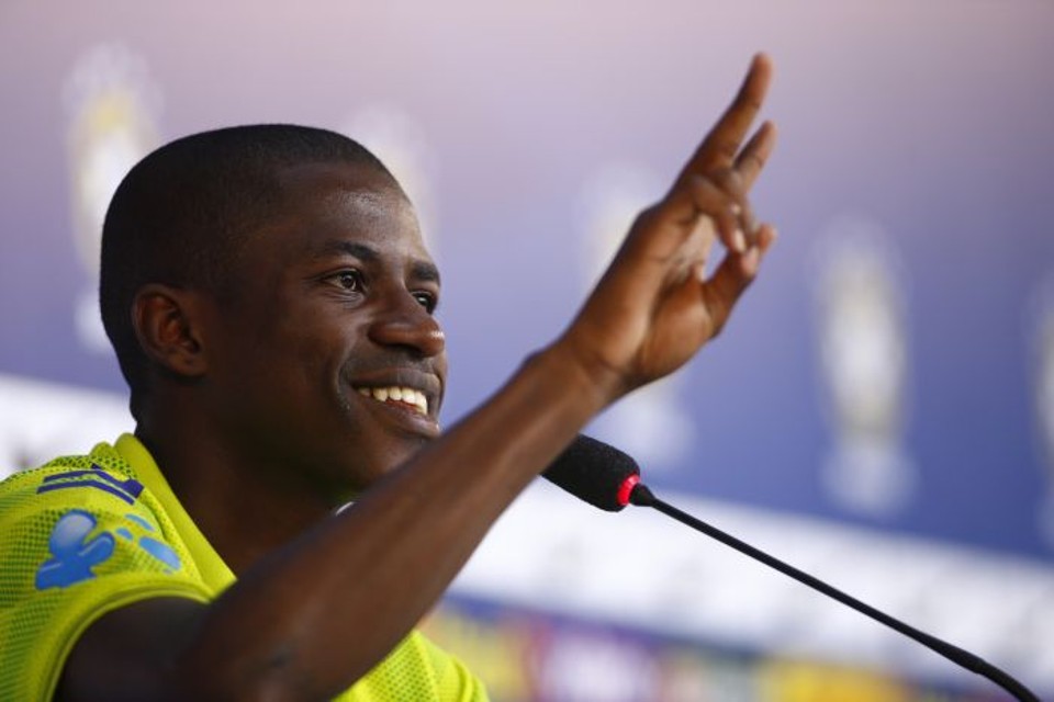 Ramires negou que a emoção tenha atrapalhado o Brasil em suas atuações na Copa | Hugo Harada/Gazeta do Povo