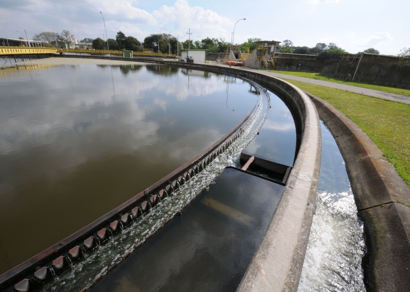 Estação de Tratamento de Esgoto Belém, em Curitiba, produz cerca de 110 toneladas de lodo por dia | João Henrique Stahlke/Divulgação Sanepar