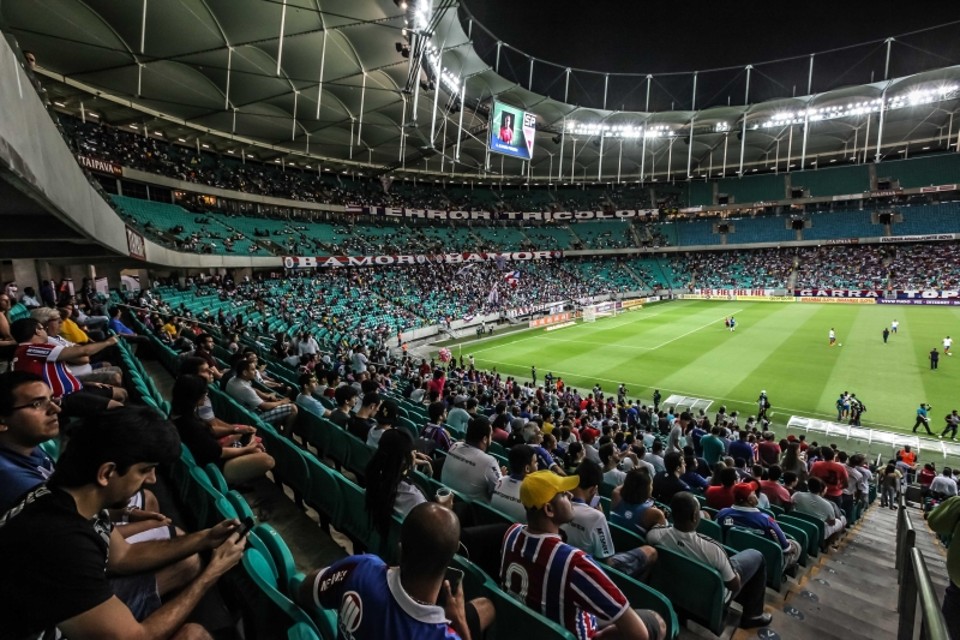 17,4 mil pessoas foram à Fonte Nova no 1º jogo pós-Copa: menos da metade da média do Mundial | Ulisses Dumas/ Ag. BAPress/ Folhapress