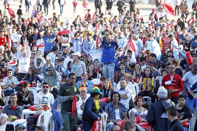 Torcida dividida e muita festa na Pedreira Paulo Leminski | 