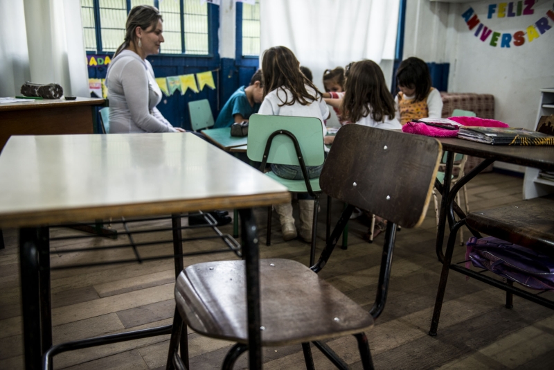 Escola Athanagildo de Souza Laio, em Cerro Azul. Município tem maior porcentual de crianças fora da escola no estado | Henry Milleo/ Gazeta do Povo