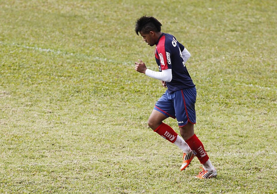 Arthur entra no lugar de Giancarlo, que ficará de 2 a 3 semanas fora de combate com lesão muscular | Antônio More / Gazeta do Povo