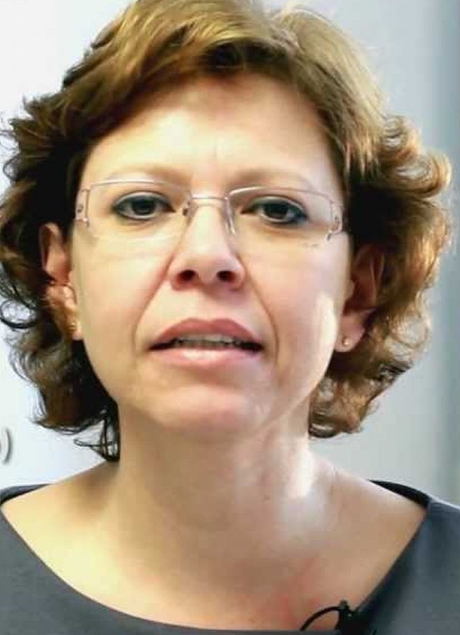 Silvana Souza é professora da Universidade Estadual do Oeste (Unioeste) e doutora em Educação pela Universidade de São Paulo (USP). |
