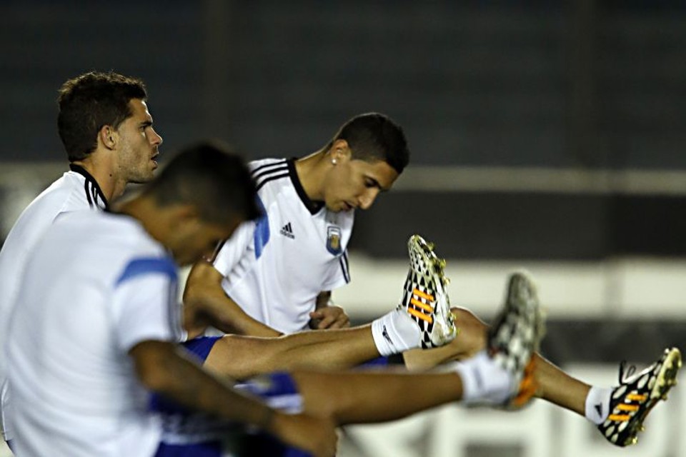 Di María treina entre titulares no último treino da Argentina Di María sofreu lesão na coxa direita nas quartas de final, contra a Bélgica e não jogou a semifinal | Albari Rosa/Gazeta do Povo