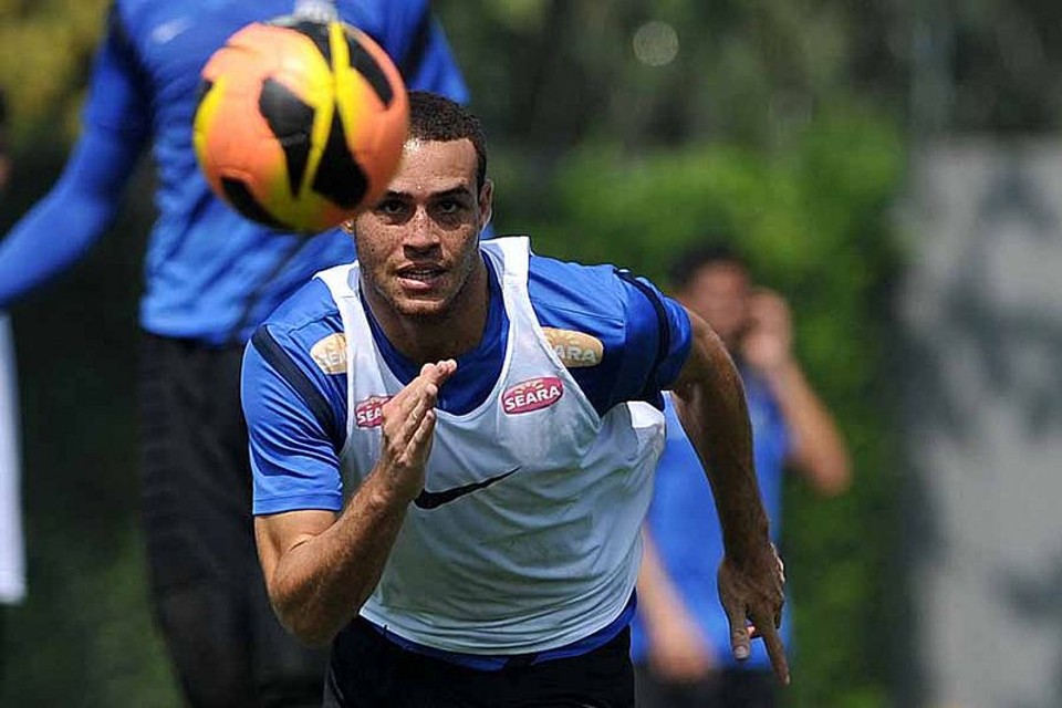 Pedro Castro, ex-Santos, teve rápida passagem pelo Espanyol no começo do ano | Ivan Storti / Divulgação Santos