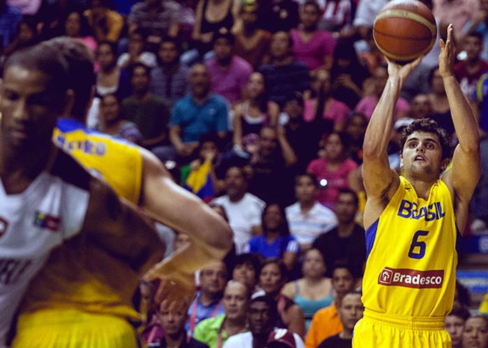 Raulzinho promete determinação para buscar a vaga do Brasil no Pan-Americano | Samuel Vélez / FIBA Américas