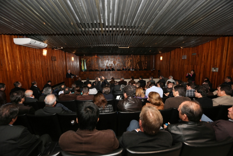 Prefeitos foram à Assembleia para pressionar por mudanças | Nani Gois/Alep