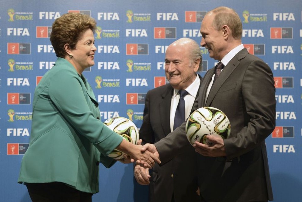 "Desejo ao povo russo um grande sucesso na organização da Copa do Mundo de 2018", disse Dilma | Reuters