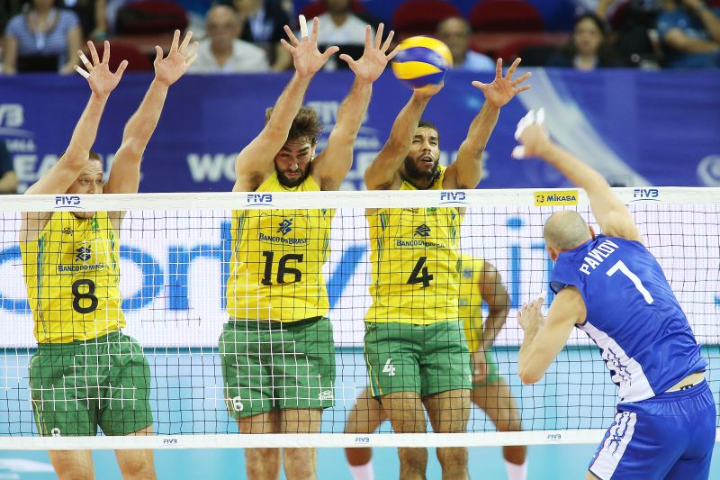 Brasil bateu a Rússia por 3 sets a 1 em Florença | Divulgação / FIVB