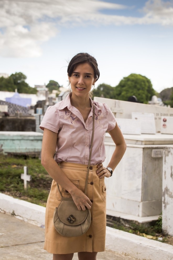 Marjorie Estiano como Cora | 