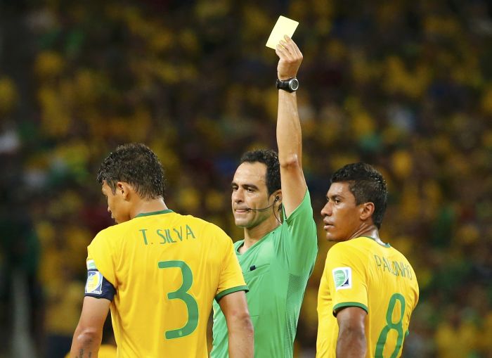 Segundo cartão amarelo tira Thiago Silva da semifinal com a Alemanha | Reuters