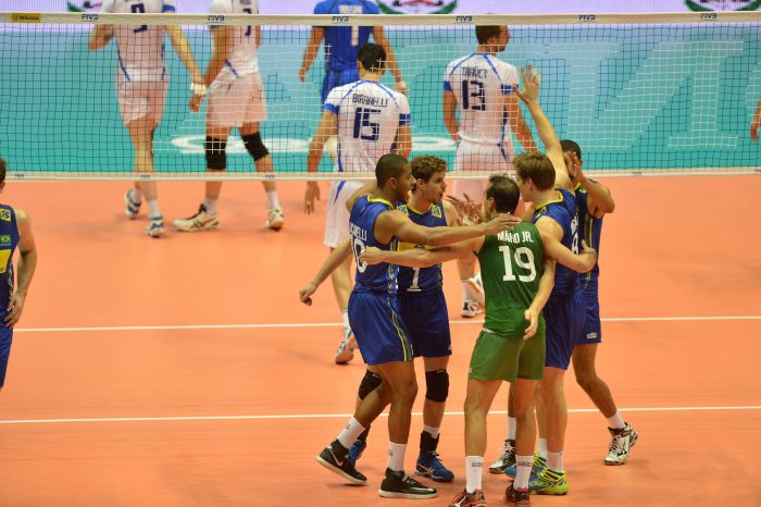O Brasil venceu a seleção italiana por 3 sets a 1 em Bolonha (Itália) | Divulgação / FIVB
