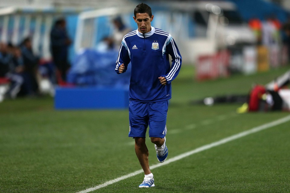 Di Maria treina antes do jogo entre Argentina e Holanda | Marcelo Sayão/EFE