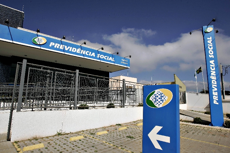 O INSS é um dos órgãos federais que devem fazer seleção pública em 2014 | Josué Teixeira/Gazeta do Povo