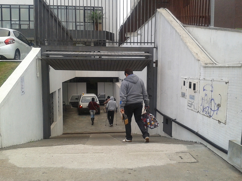 Principal reclamação está no fato de uma das entradas ser compartilhada entre pacientes e veículos | Sindesc / Divulgação