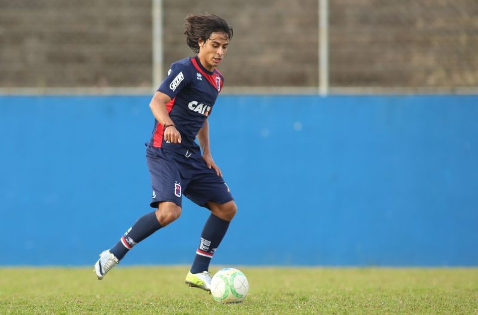 Ricardinho virou titular nas partidas contra América-MG e Portuguesa e segue na equipe | Giuliano Gomes / Gazeta do Povo