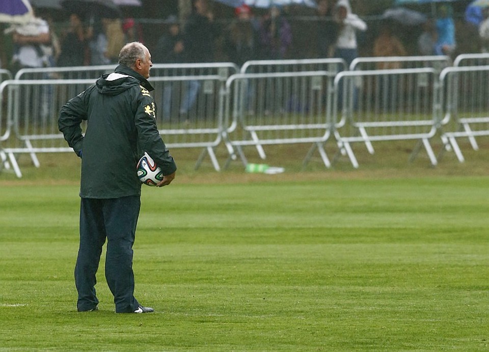Felipão admite que levará para o túmulo o peso da goleada histórica sofrida para a Alemanha | Hugo Harada / Gazeta do Povo