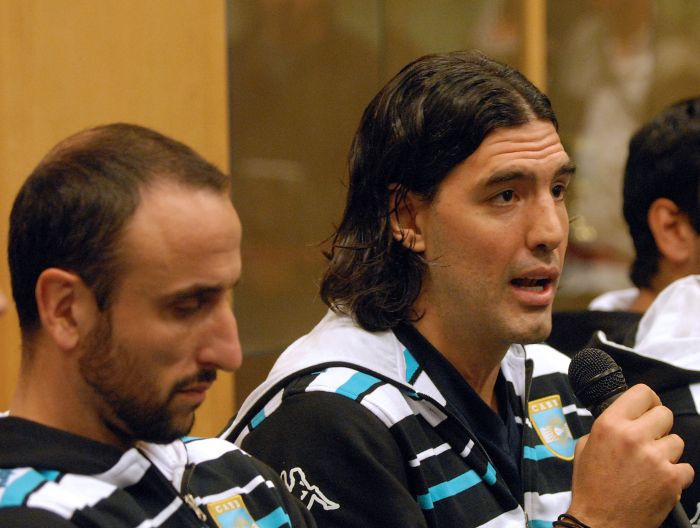 Manu Ginóbili e Luis Scola, astros da NBA, ameaçaram não jogar o Mundial de basquete caso a direção da Federação Argentina fosse mantida | EFE