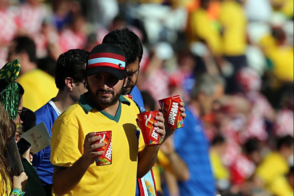 Fifa admite possibilidade de cancelar a venda de cerveja nos estádios durante a Copa | Albari Rosa / Gazeta do Povo