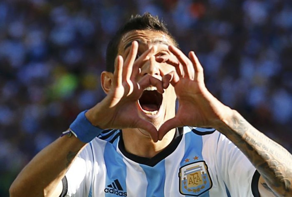Di Maria comemora o gol da classificação da Argentina diante da Suíça | Reuters