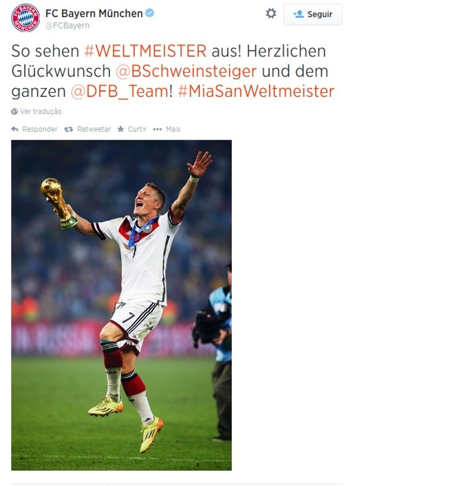 Bayern enalteceu nas redes sociais a participação de Schweinsteiger, atleta do clube, no tetra da Alemanha |