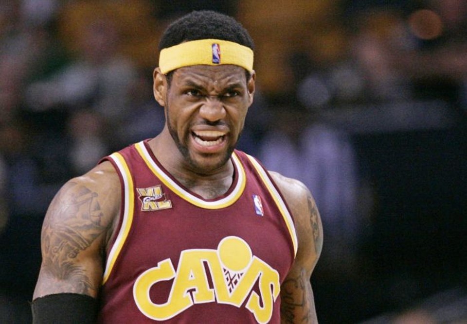 O jogador de basquete LeBron James aproveitou as férias da NBA para vir ao Brasil curtir a final da Copa | REUTERS / Adam Hunger