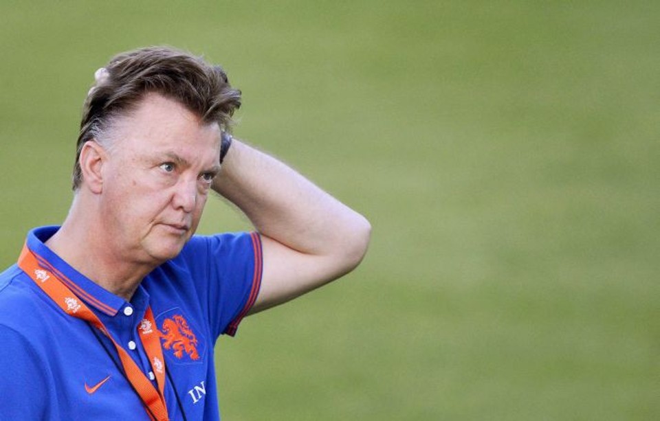 Van Gaal, treinador da Holanda, quer observar de perto possíveis adversários da final da Copa | EFE