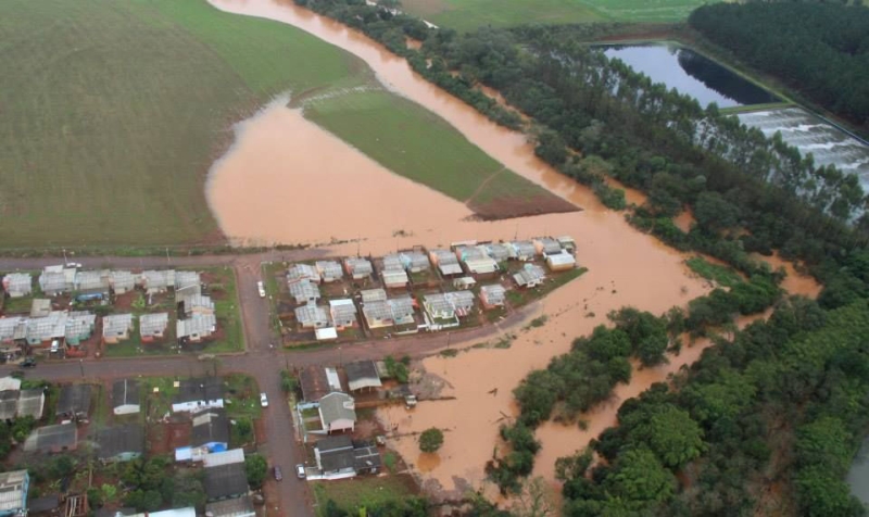Moradores de condomínio construído com recursos do Minha Casa Minha Vida tiveram de sair às pressas em Francisco Beltrão | Divulgação/ Prefeitura de Francisco Beltrão