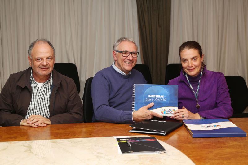 Fares, Campagnolo e Ana Amélia: parceria produtiva | Giuliano Gomes/Gazeta do Povo