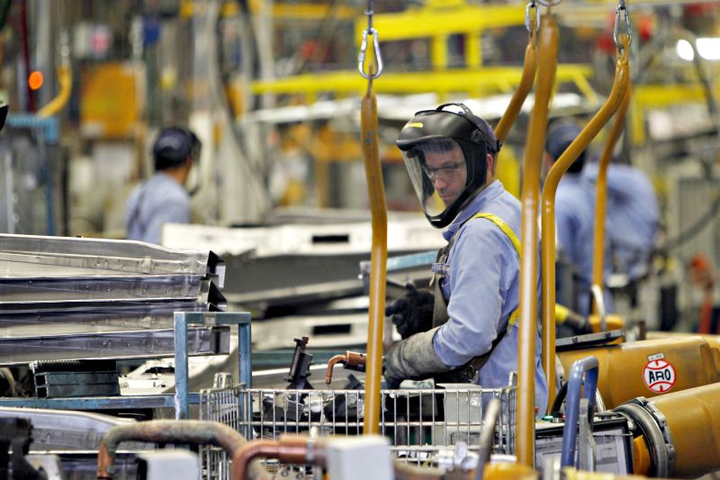 Desaceleração: a produção nas fábricas recuou 1,2% entre janeiro e maio | Albari Rosa / Gazeta do Povo