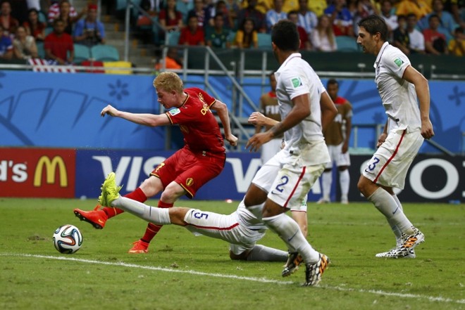 Kevin De Bruyne abre o placar durante partida contra os Estados Unidos |