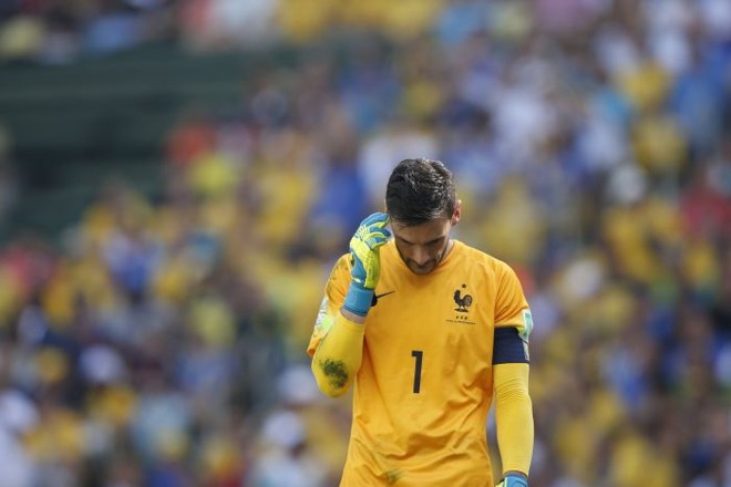 Lloris lamenta o gol sofrido no primeiro tempo |