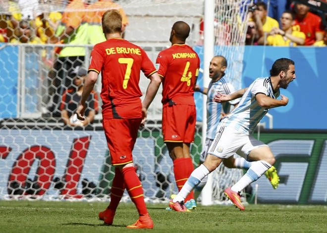 Higuaín comemora o gol da Argentina contra a Bélgica |