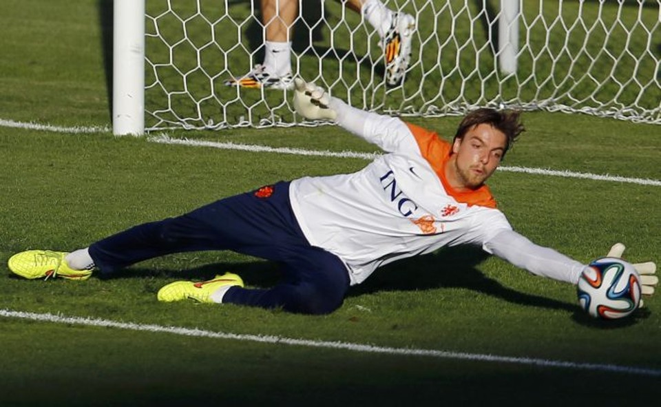 Herói da classificação holandesa à semifinal, Tim Krul diz já ter estratégia caso a decisão com a Argentina vá para os pênaltis | Reuters
