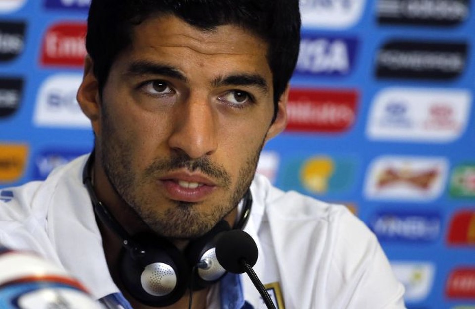 Luis Suárez é novo reforço do Barcelona. Uruguaio deverá, antes da estreia, cumprir suspensão da Fifa | Reuters