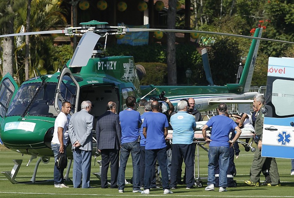 Neymar poderá ir ao Mineirão ver Brasil x Alemanha | Hugo Harada / Gazeta do Povo